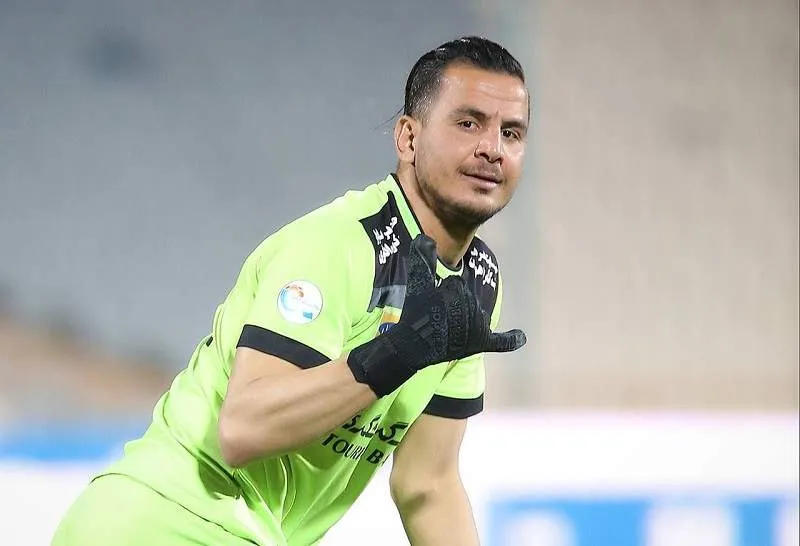 لک از پرسپولیس رفت
