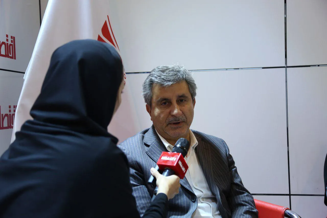 تامین ۷۰درصد نیاز کشور به دانه‌های روغنی تا پایان برنامه ۱۰ساله/ خرید بیش از ۱۰هزار تن گلرنگ