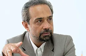 نهاوندیان:با رفع‌تحریم‌ها مشکلات حل‌نمی‌شود