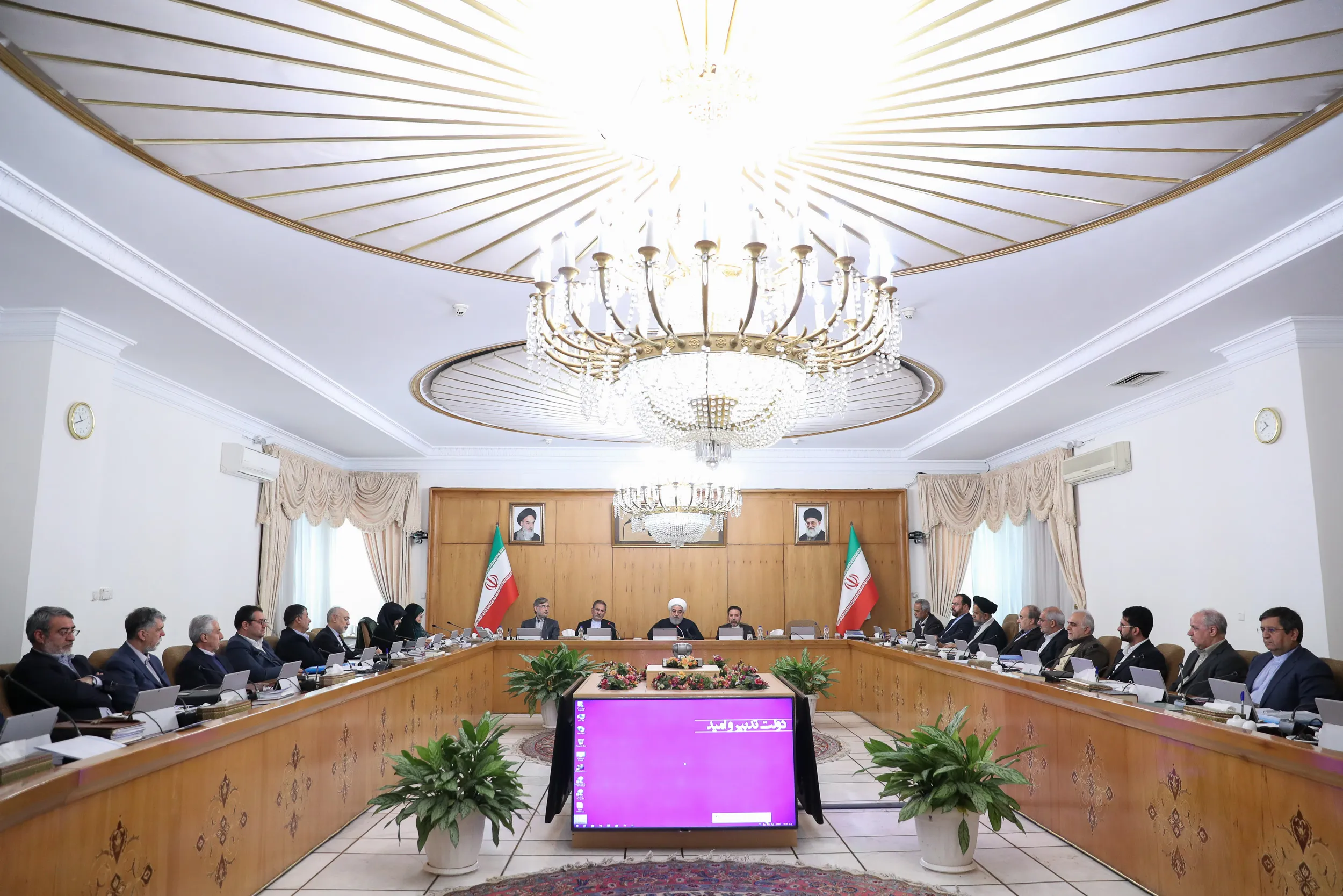 تصویب لایحه حمایت از حقوق افراد مبتلا به اختلالات روان/ اختصاص اعتبار برای جبران خسارت سیل گیلان