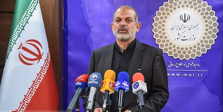 وزیر کشور: ۶۰ درصد آلودگی هوا مربوط به منابع متحرک است / بحث تغییر استانداران بستگی به عملکردها دارد