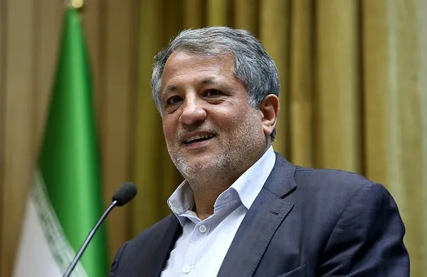 هاشمی: شخصی که این روزها بسیار فعال شده، غبار است!