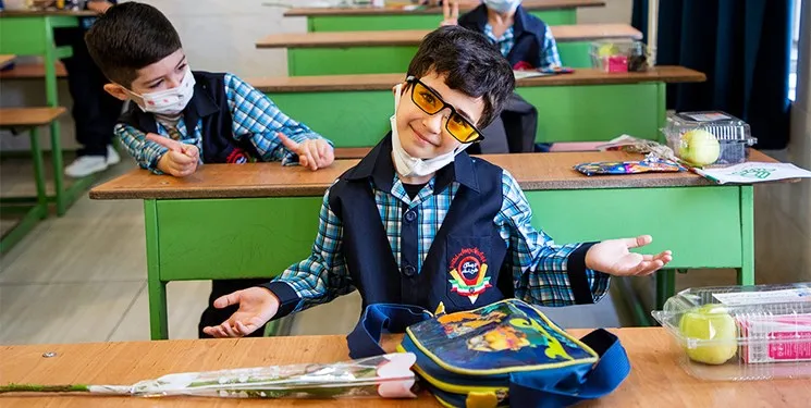بازگشایی مدارس سلامت دانش آموزان را تهدید می کند؟