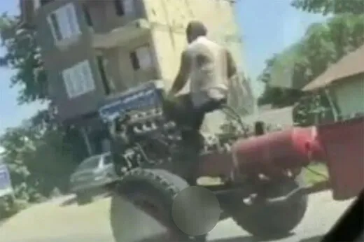 تصویری باورنکردنی از کامیون بدون اتاق + فیلم