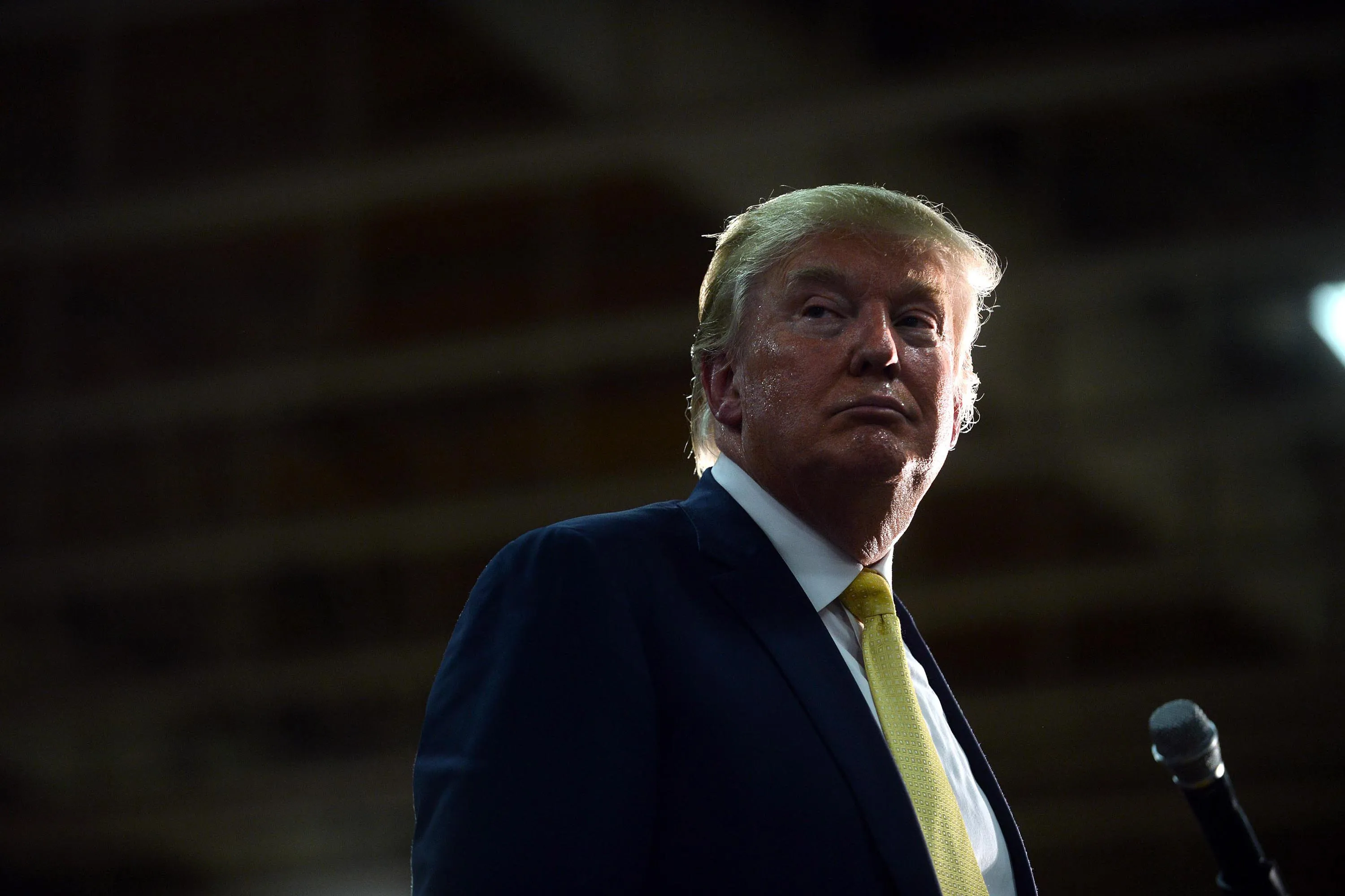 Trump ends 'Dreamer' immigration program, places onus on Congress