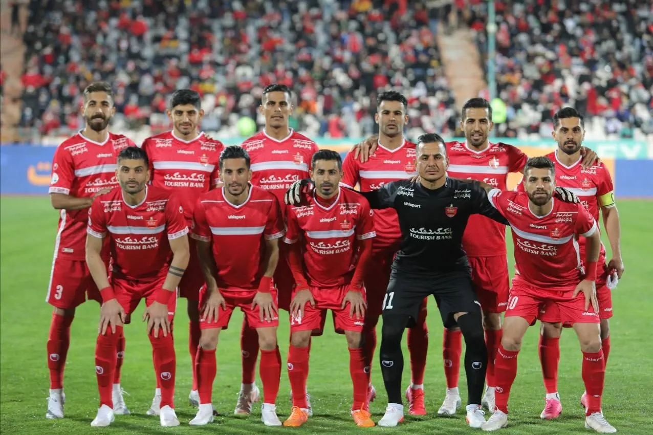 مورد عجیب مدافع پرسپولیس / پیراهن شیری نه تبلیغ دارد، نه لوگو!