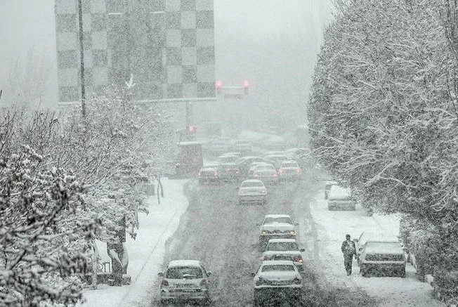 کولاک جاده هراز را بست
