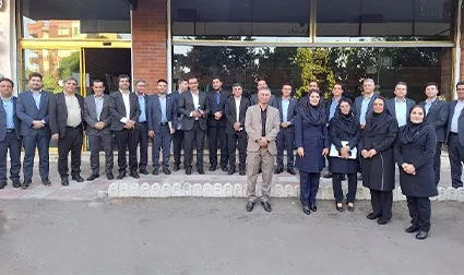 تأکید مدیرعامل بیمه معلم بر تقویت فعالیت&zwnj;های بیمه&zwnj;ای در کردستان

