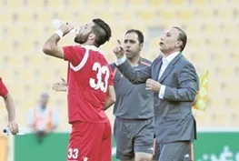 آقای گل پرسپولیسی در راه قطر