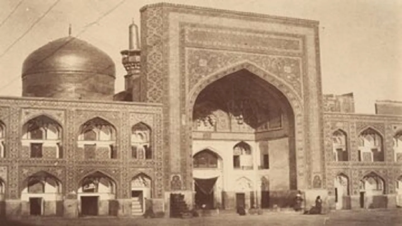 حرم امام رضا ۱۵۰سال پیش چه شکلی بود؟ + عکس