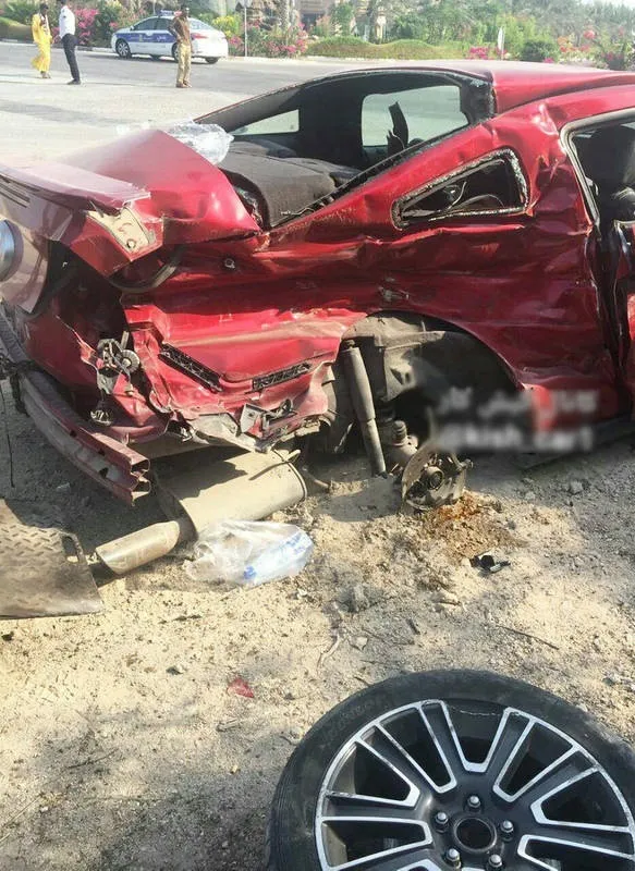 دو کشته در تصادف موستانگ و کامیون در کیش +عکس