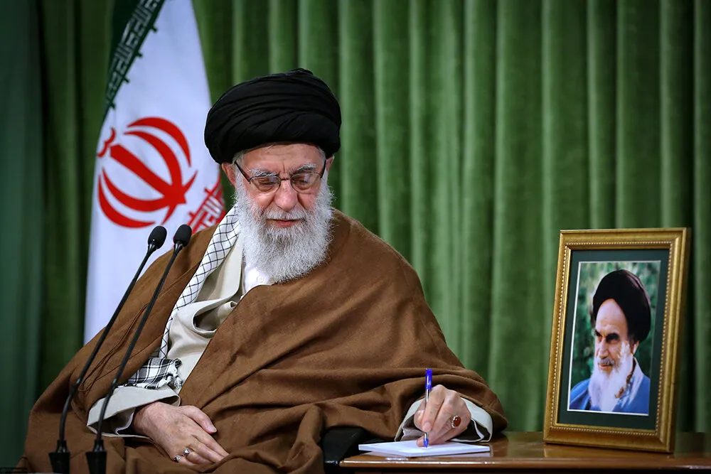 پیام رهبر معظّم انقلاب اسلامی به حجّاج بیت‌‏الله‌الحرام منتشر شد