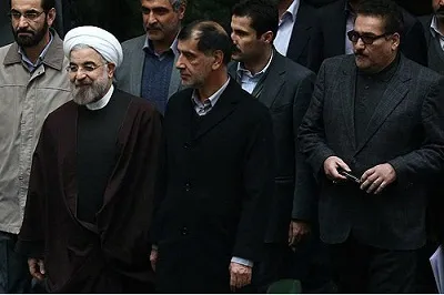 روحانی جلسه علنی مجلس را ترک کرد