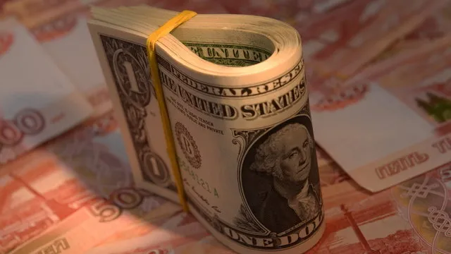 به زودی بازار ارز متعادل می‌شود