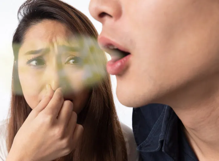 چگونه از بوی بد دهان در صبح جلوگیری کنیم؟