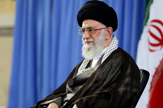 دیدار جمعی از تولیدکنندگان با رهبر معظم انقلاب