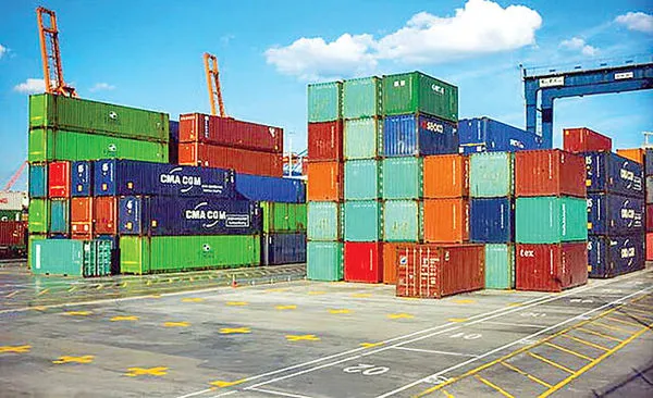 ۱۰ میلیارد و ۸۴۰ میلیون دلار؛ واردات کالاهای اساسی
