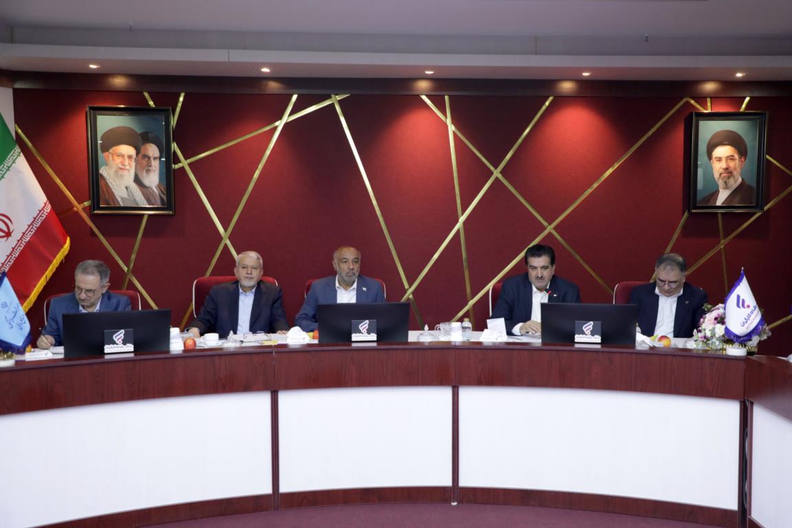 کارت اعتباری گردشگری ریالی و ارزی بانک رفاه کارگران رونمایی شد